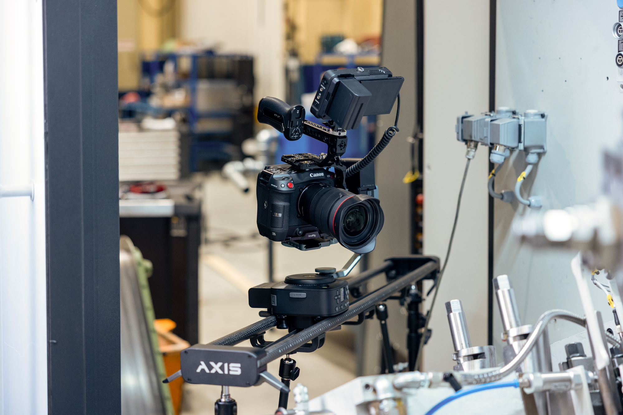 Cinemacamera op slider in productieomgeving