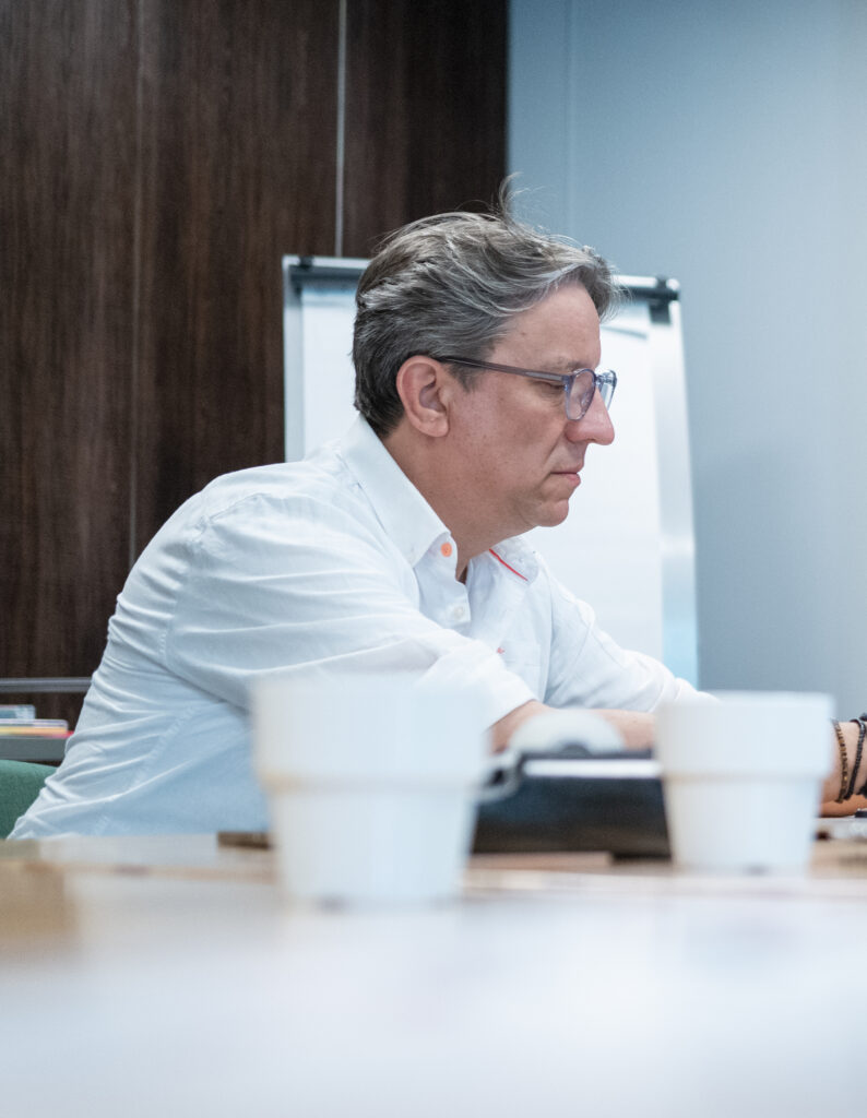 Interim marketing versterkt en vervangt